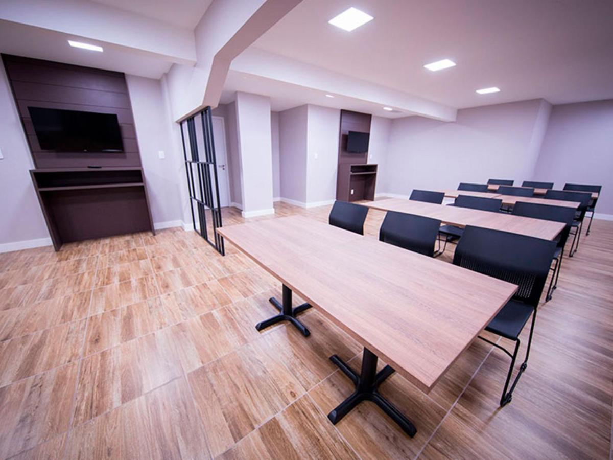 Vila Business Hotel فولتا ريدوندا المظهر الخارجي الصورة